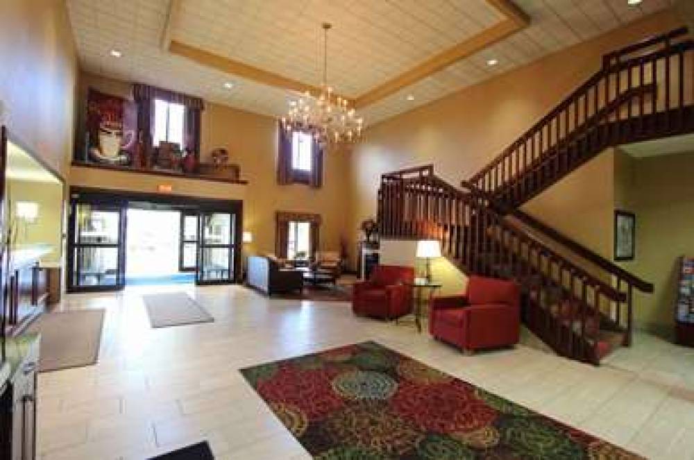 BAYMONT INN & SUITES BY WYNDHAM FIN 9