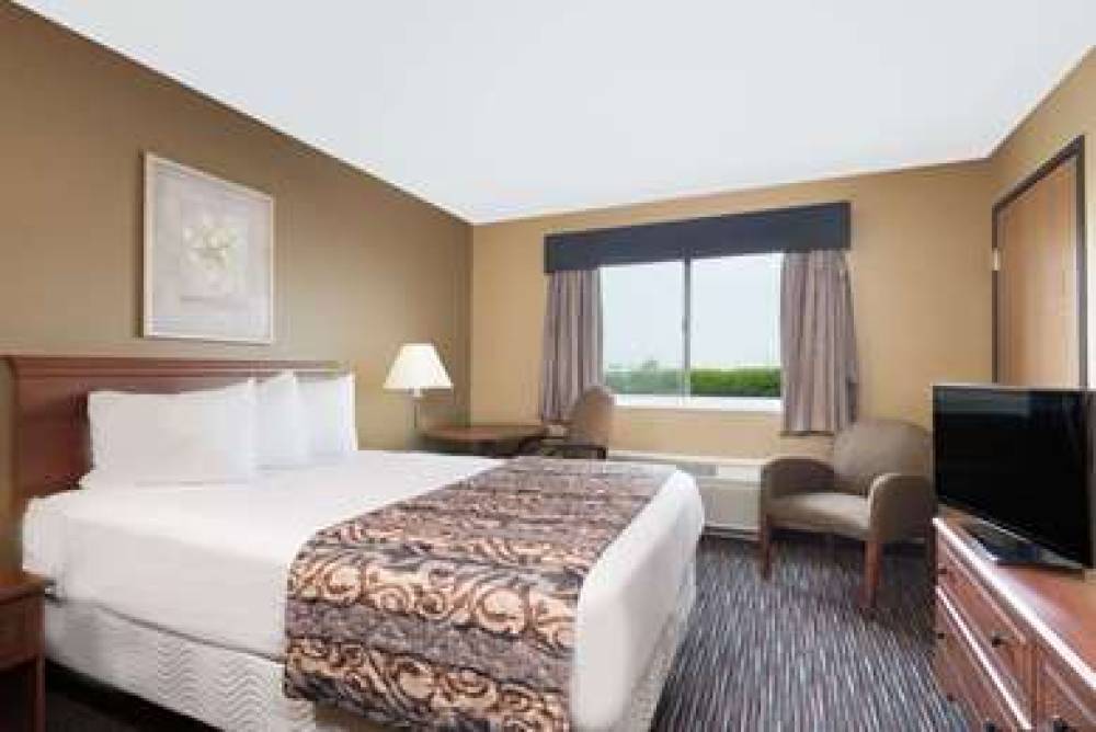 Baymont Inn & Suites Columbus/Rickenbacker 6