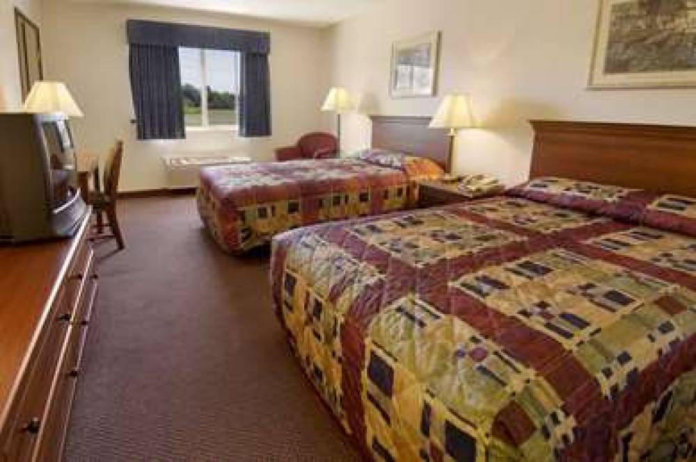 Baymont Inn & Suites Dowagiac 8