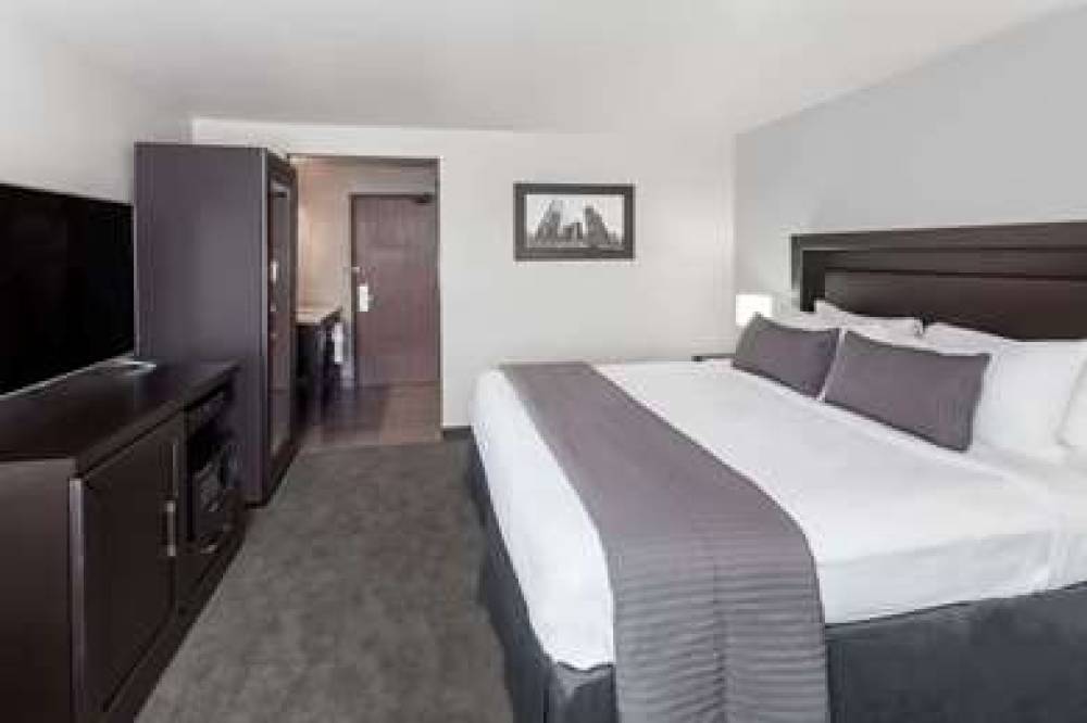 Baymont Inn & Suites Glenview 7