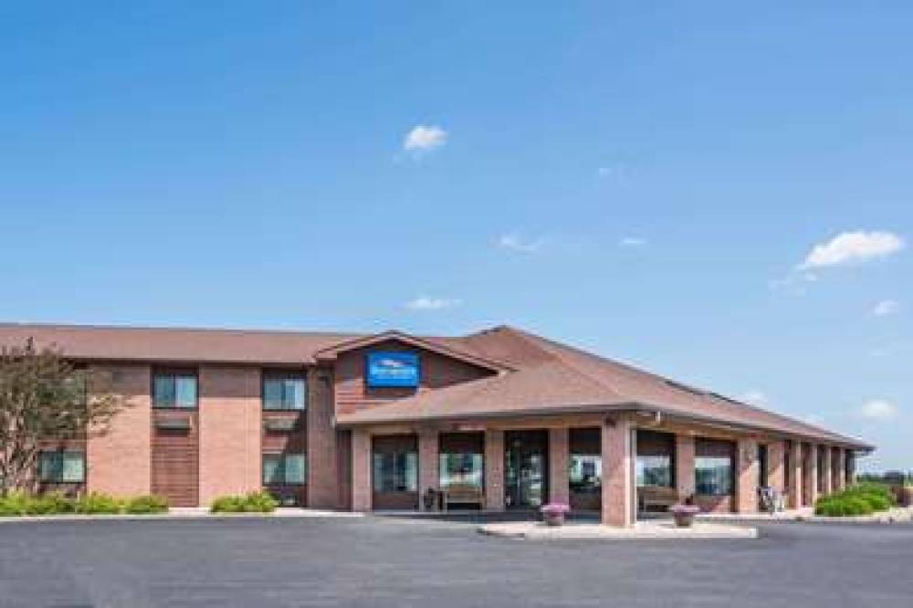Baymont Inn & Suites Marshfield