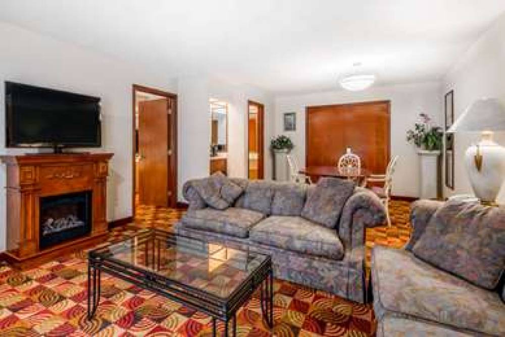 Baymont Inn & Suites Plainfield/ Indianapolis Arpt Area 4