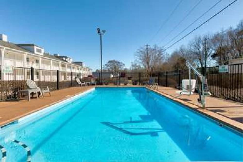 Baymont Inn & Suites Prattville 7