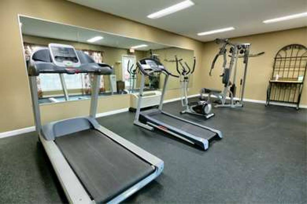 Baymont Inn & Suites Prattville 10