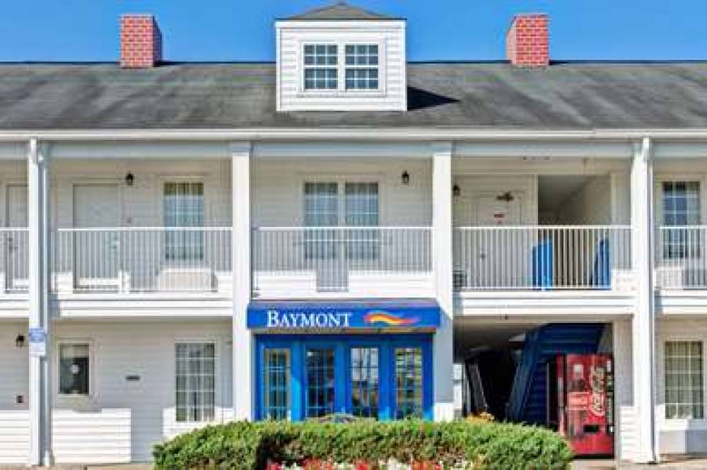 Baymont Inn & Suites Sanford 1