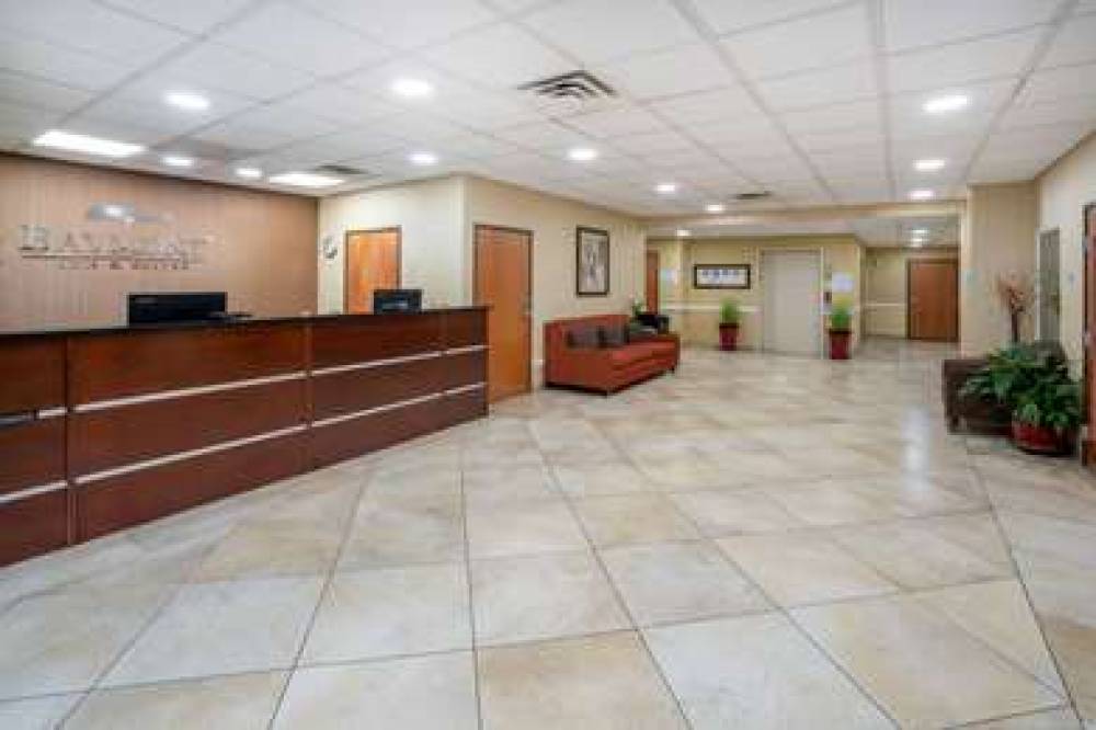 Baymont Inn & Suites Savannah South 5