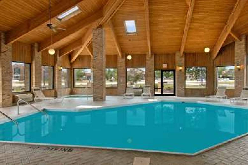 Baymont Inn & Suites Tuscola 6