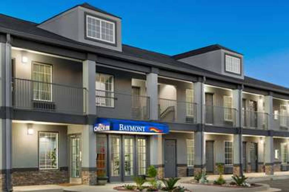 Baymont Inn & Suites Warner Robins