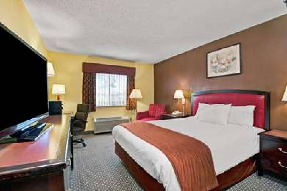 Baymont Inn & Suites Washington Court House 6