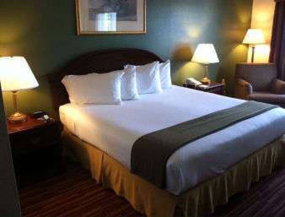 BAYMONT MONTGOMERY SOUTH 4