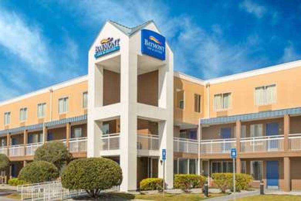 Baymont Savannah Midtown