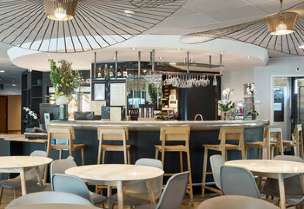 B&B HOME VELIZY 10