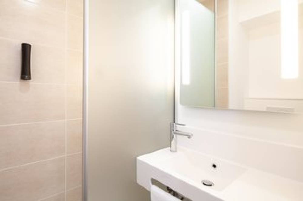 B&B HOTEL ARGENTEUIL 4