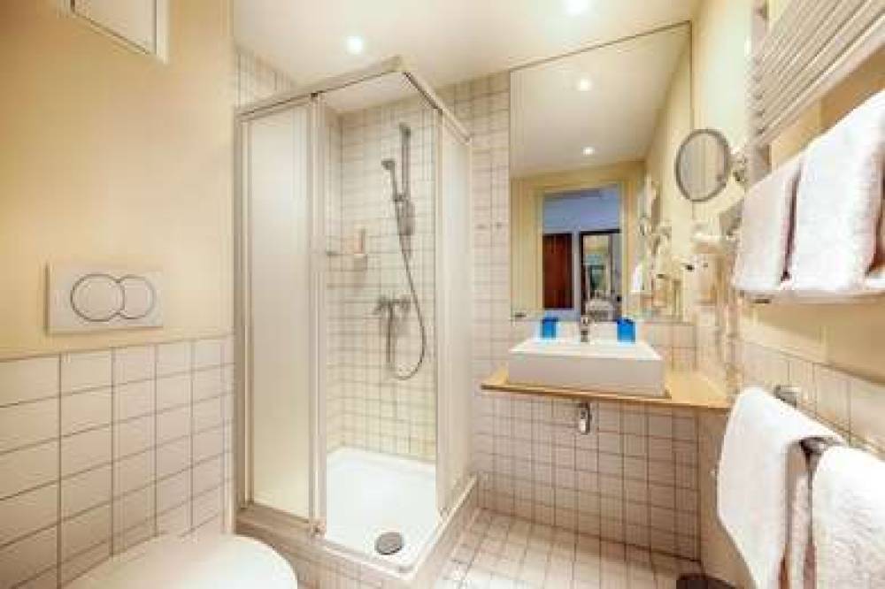 B&B HOTEL BERLIN CITY-OST 10