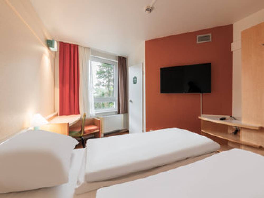 B&B HOTEL ESSEN-HBF 1