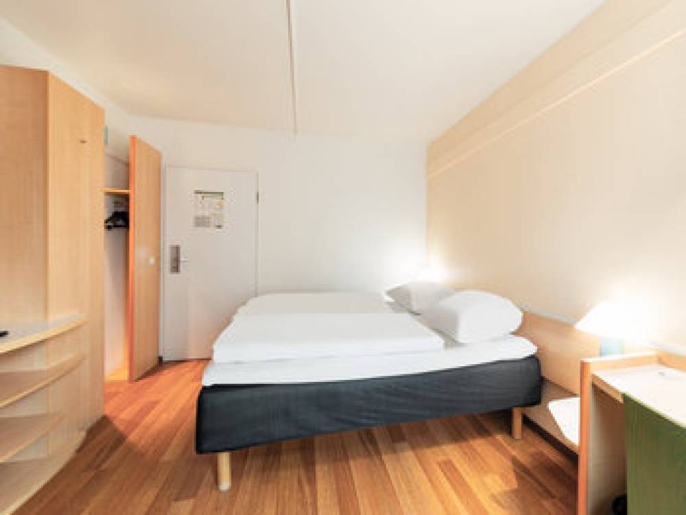 B&B HOTEL ESSEN-HBF 4