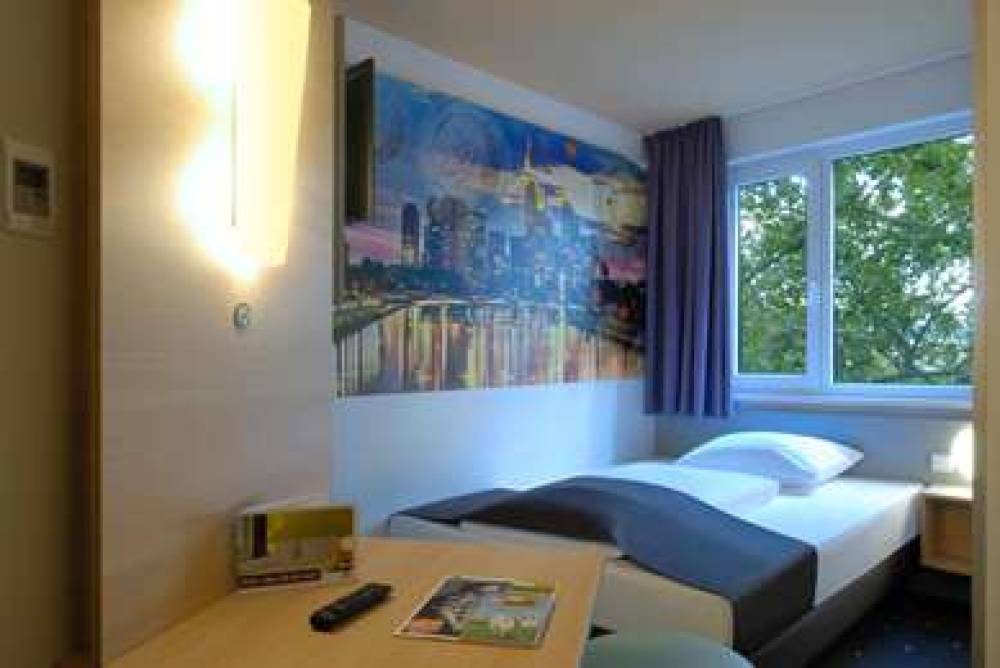 B&B HOTEL FRANKFURT CITY-OST 4
