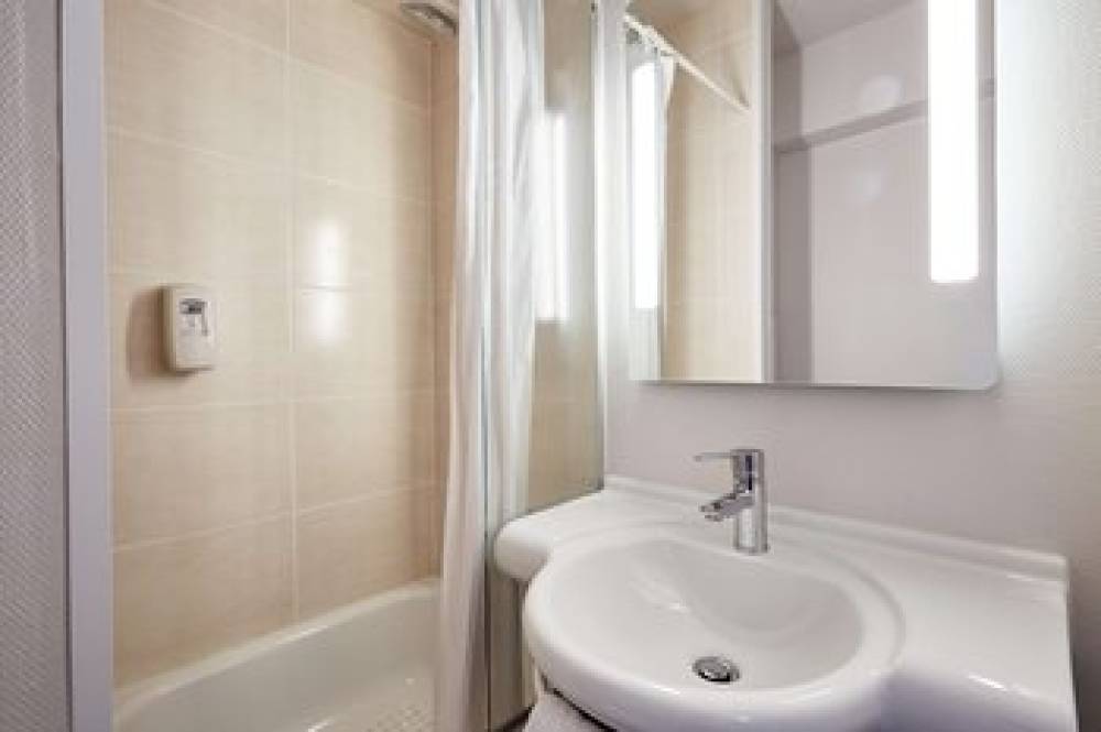 B&B HOTEL LE HAVRE 1 10