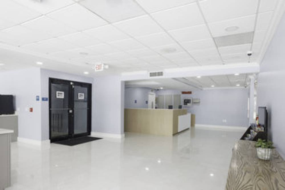 B&B HOTEL MIAMI AIRPORT 3