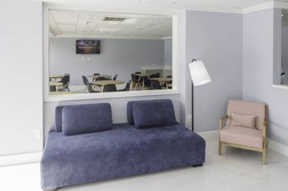 B&B HOTEL MIAMI AIRPORT 2