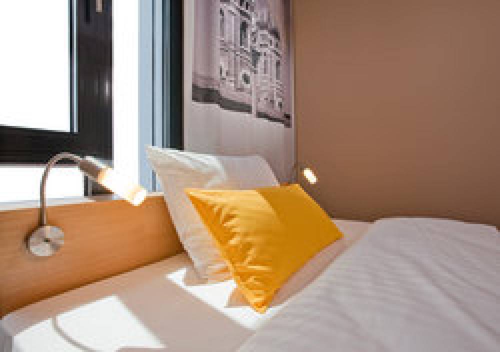 B&B HOTEL MUNCHEN-MOOSACH 9