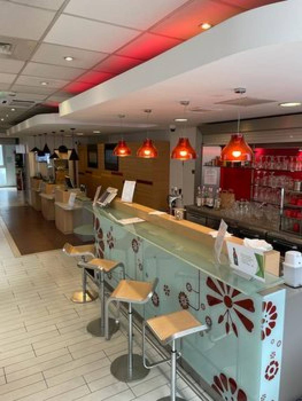 B&B HOTEL ORLY RUNGIS AEROPORT 3 ET 8