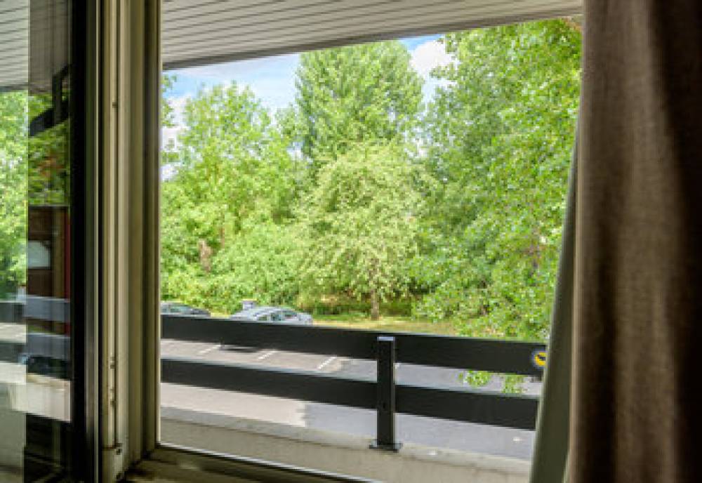 B&B HOTEL PONTAULT COMBAULT 2