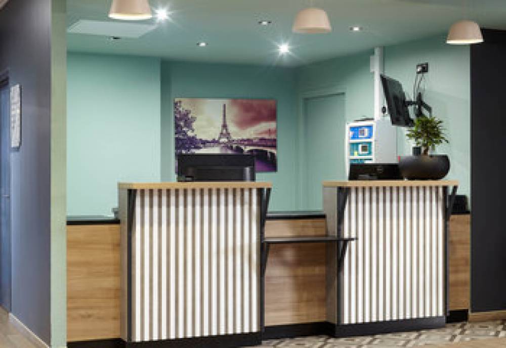 B&B HOTEL ROSNY-SOUS-BOIS PARIS EST 9