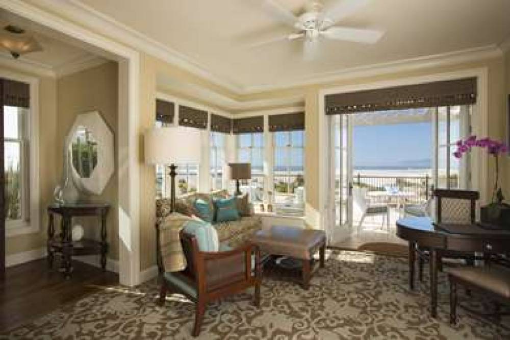 BEACH VILLAGE AT THE DEL LXR HOTELS 4