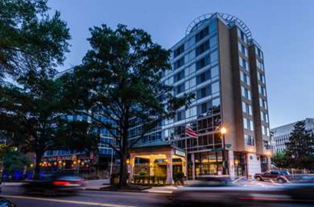 Beacon Hotel & Corporate Quarters 1