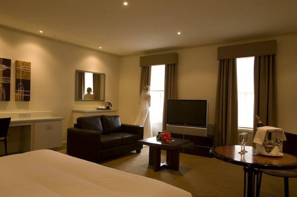 Beau Monde International 5