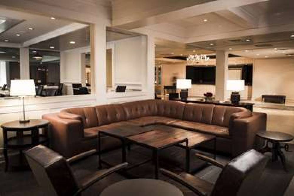 Bella Vista Hotel And Suites 4