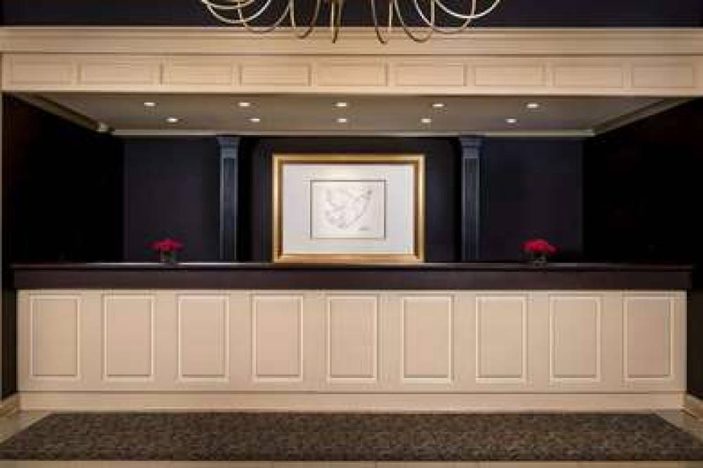 Bella Vista Hotel And Suites 3