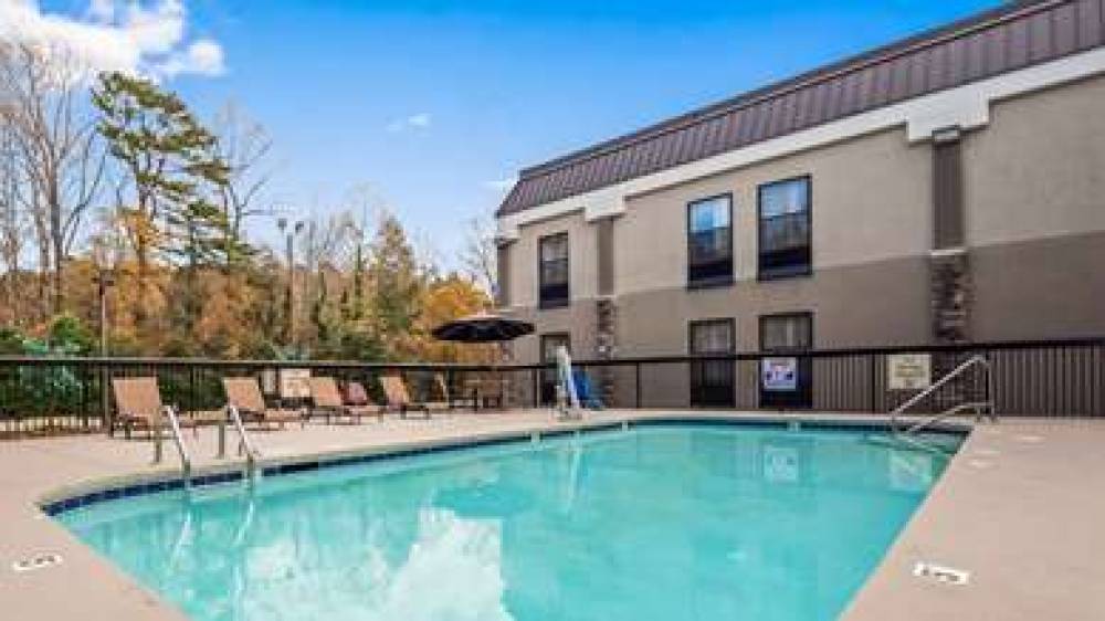 Best Western Albemarle Inn 2