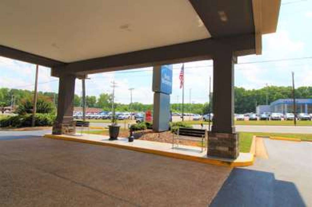 Best Western Albemarle Inn 8