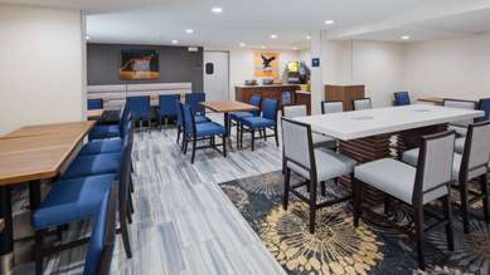 Best Western Atlanta-Marietta Ballpark Hotel 8