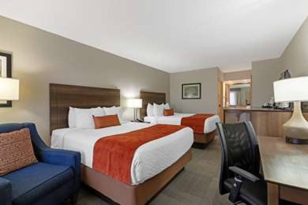 BEST WESTERN Colonial Inn 6