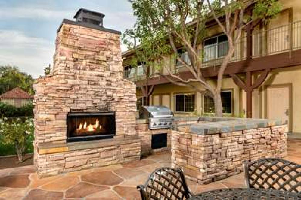Best Western Corona Hotel & Suites 4