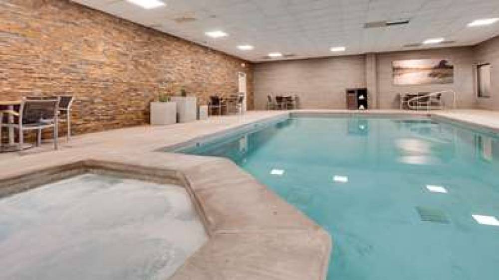 Best Western CottonTree Inn 6