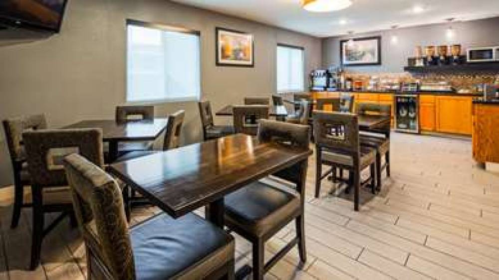 Best Western Country Inn - North 5