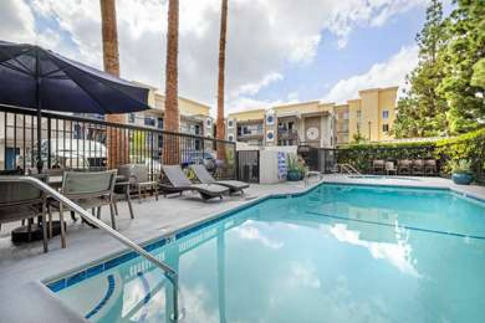 BEST WESTERN Courtesy Inn 10