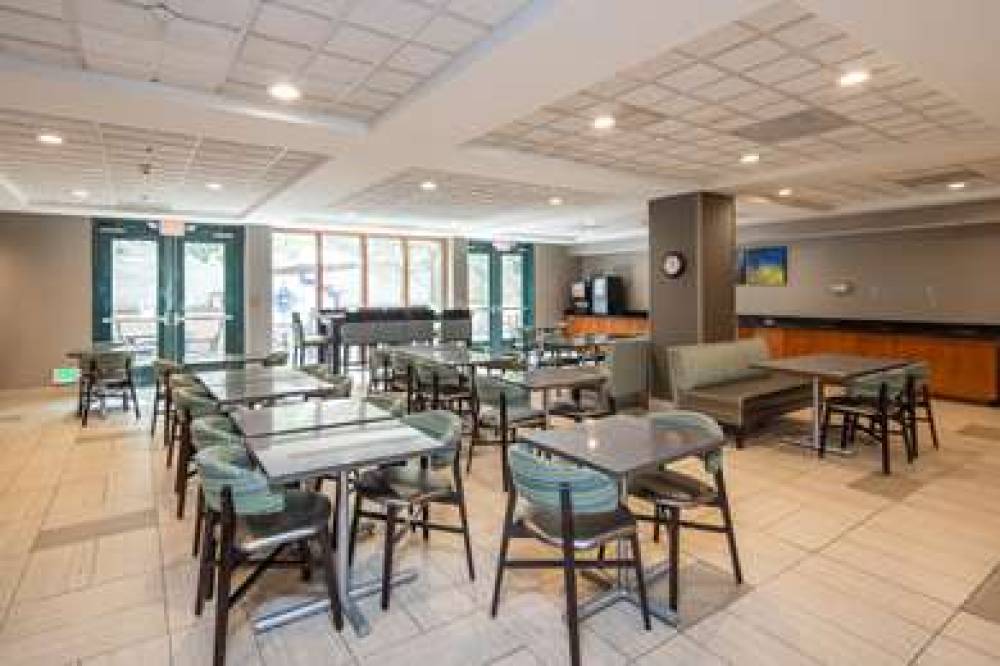 Best Western Coyote Point Inn 9