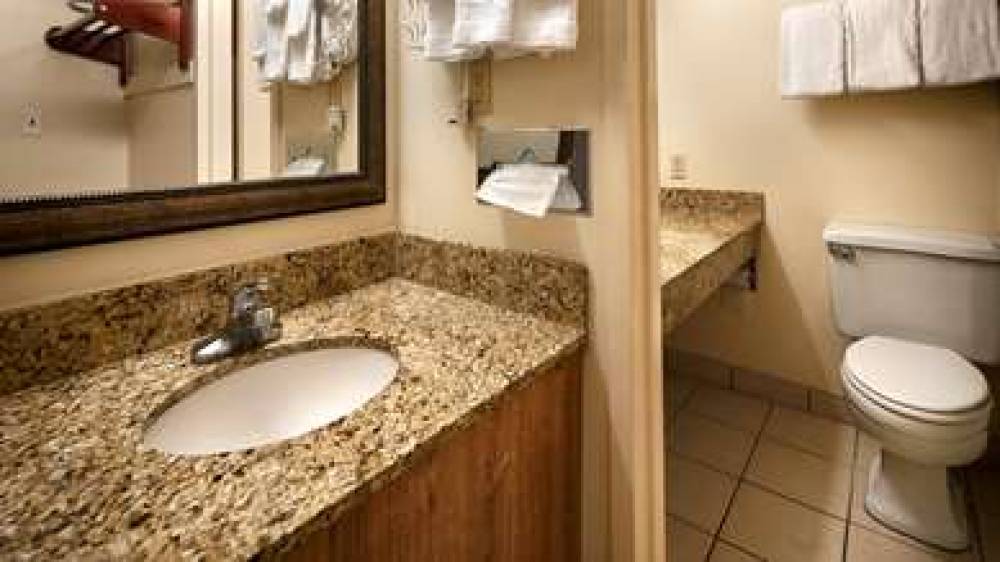 Best Western Crossroads Inn 6