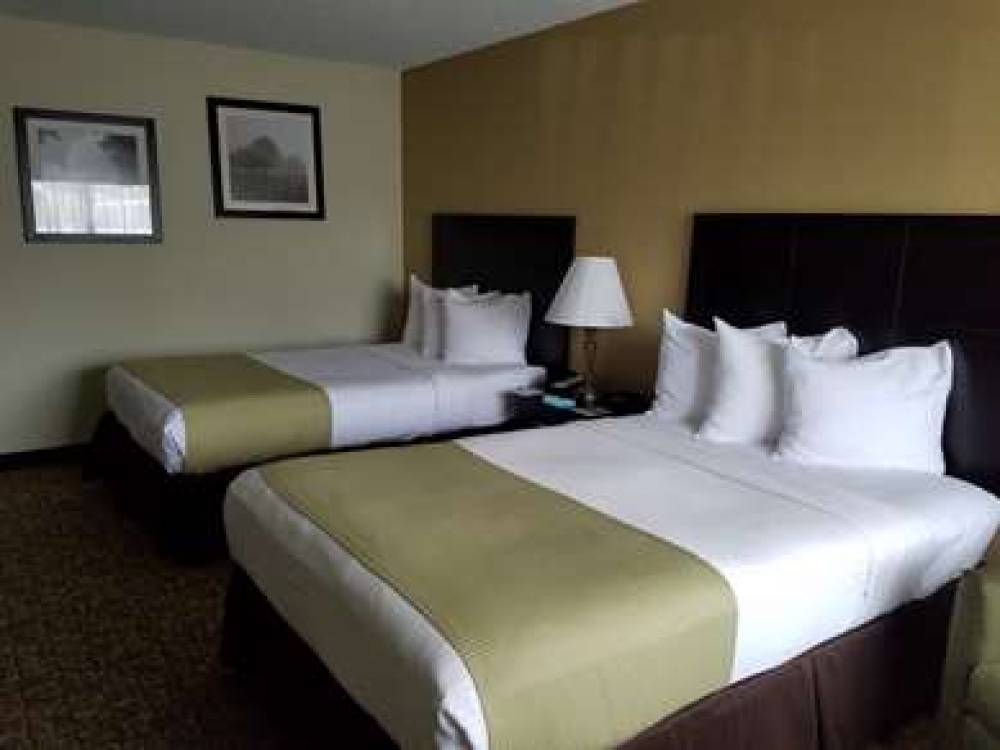 Best Western Crossroads Inn 3