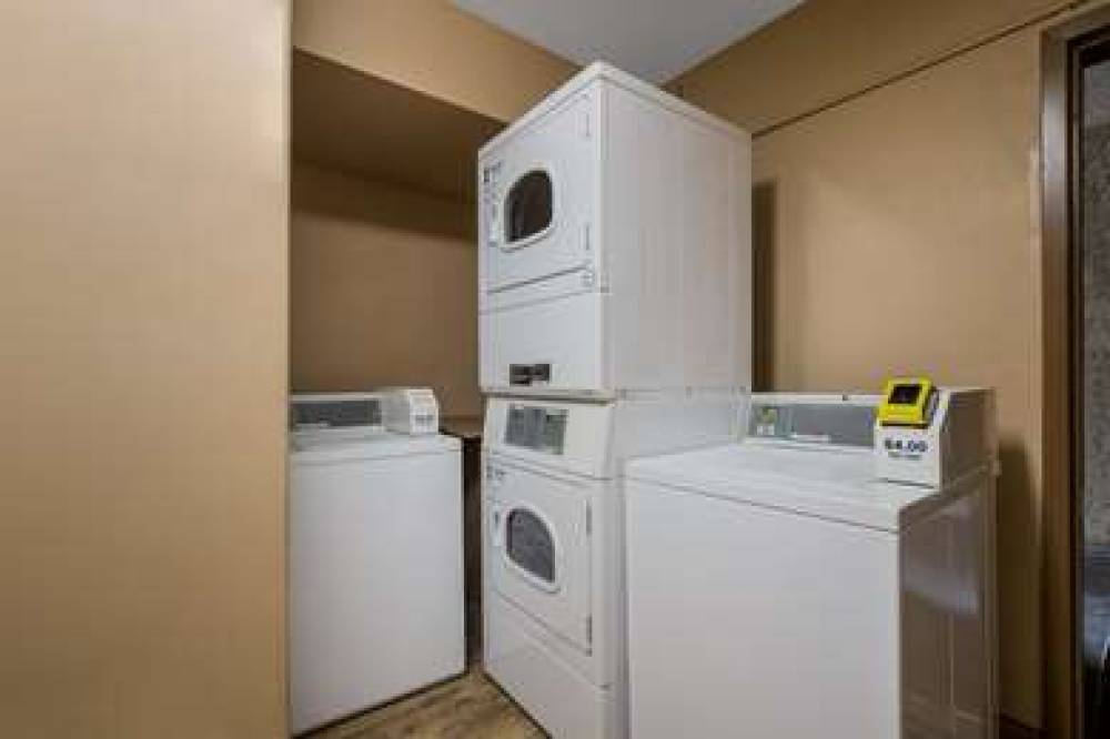 Best Western Diamond Bar Hotel & Suites 10