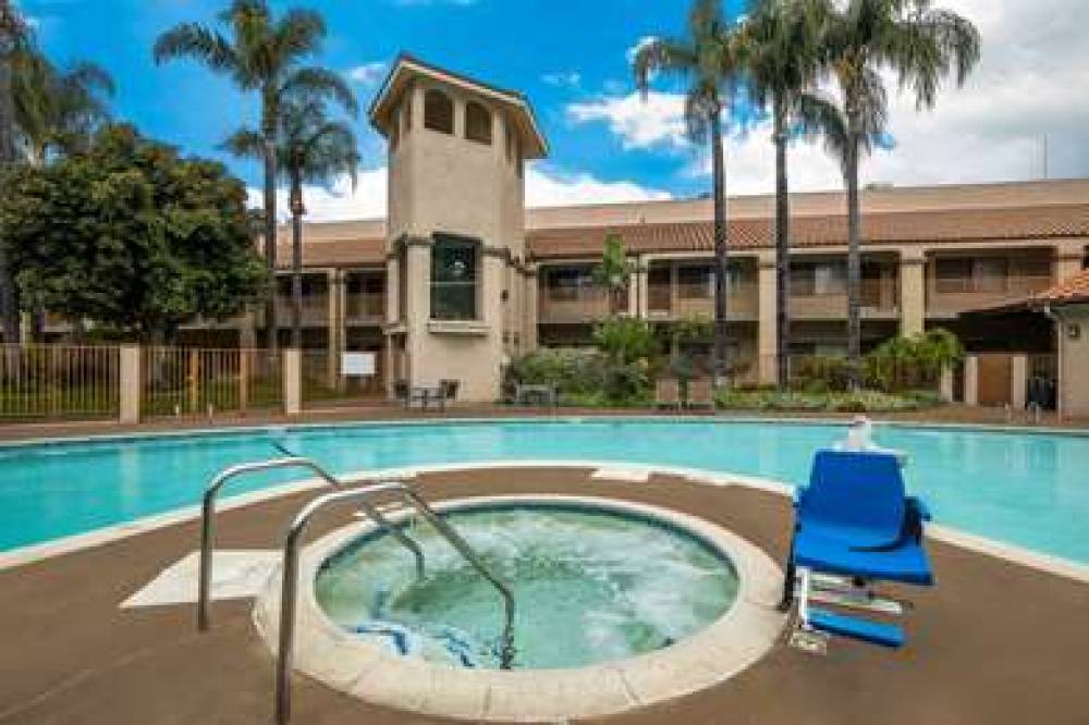 Best Western Diamond Bar Hotel & Suites 8
