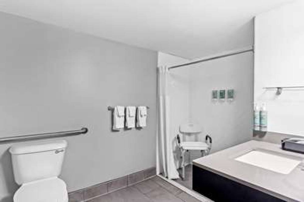 Best Western Doswell Hotel 10