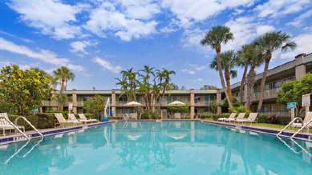 Best Western Downtown Stuart 2