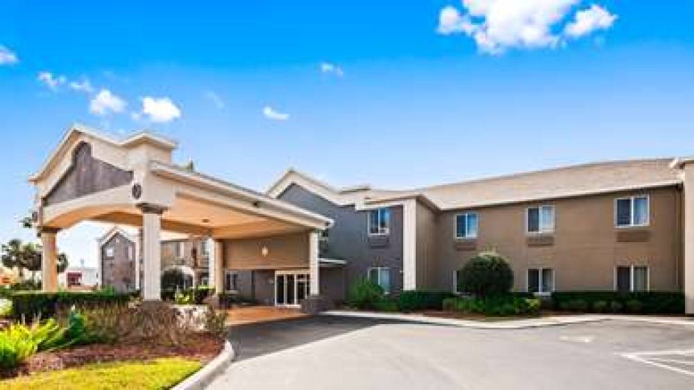 Best Western Edgewater Inn 1