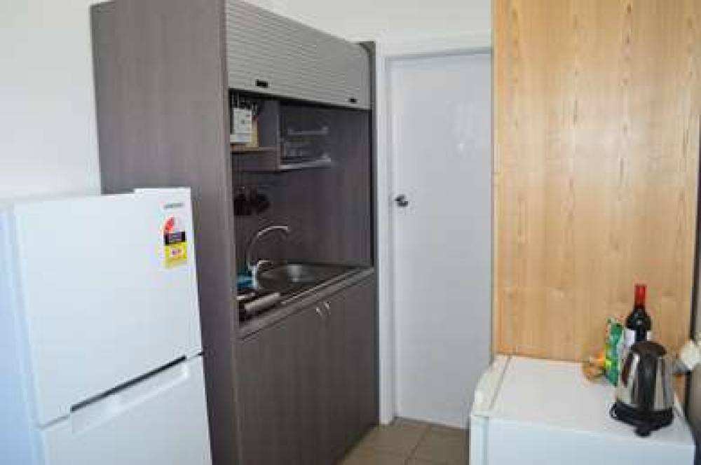 Best Western Endeavour Motel 8